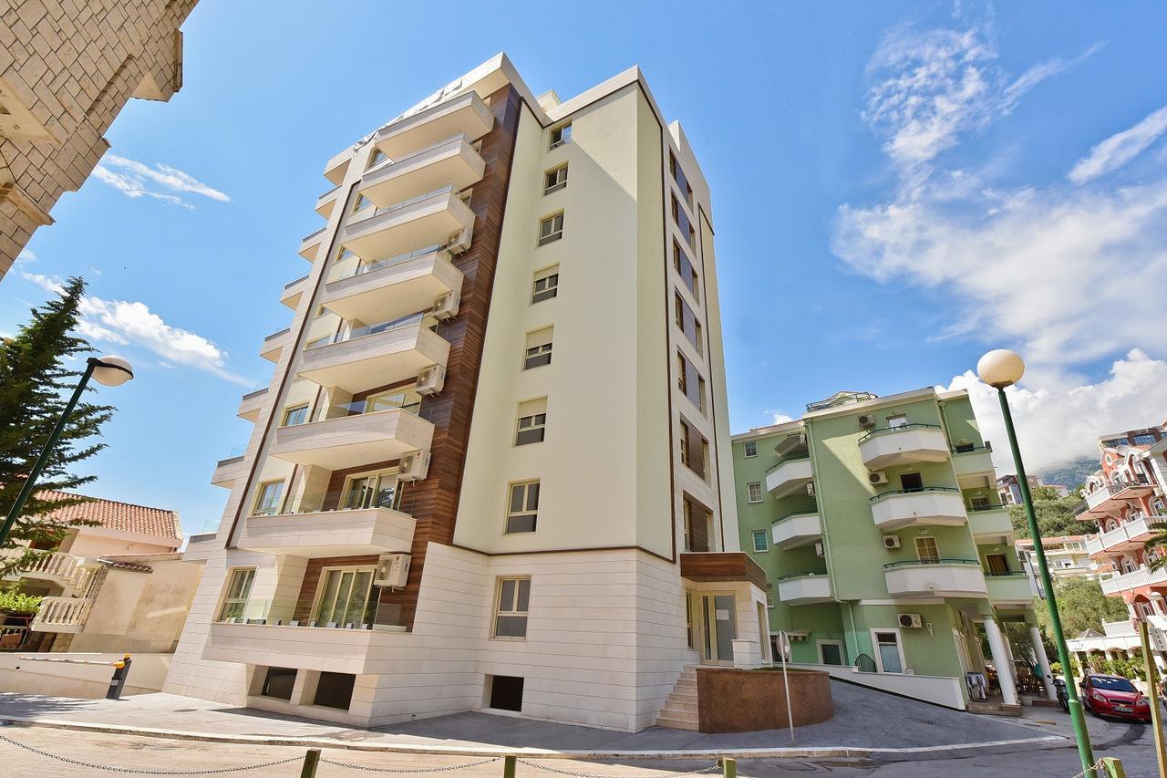 Apartment With Sea View Rafailovici Luaran gambar