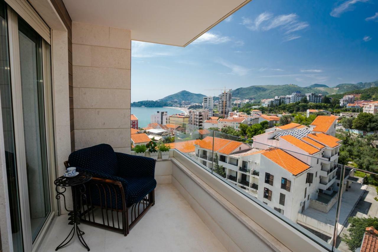 Apartment With Sea View Rafailovici Luaran gambar